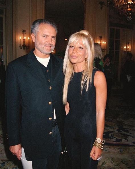 como se llama la hermana de gianni versace|donatella versace fotos.